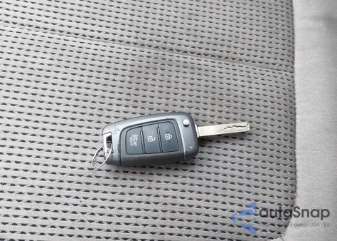 2021 Hyundai Santa Fe Se z USA, uszkodzony, nr VIN 5NMS1DAJ9MH366467